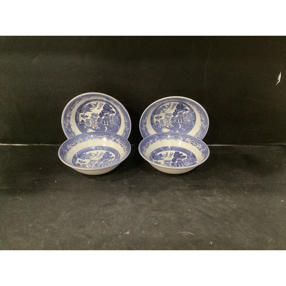 Johnson Bros Blue Willow Cereal/Soup Bowls England *
